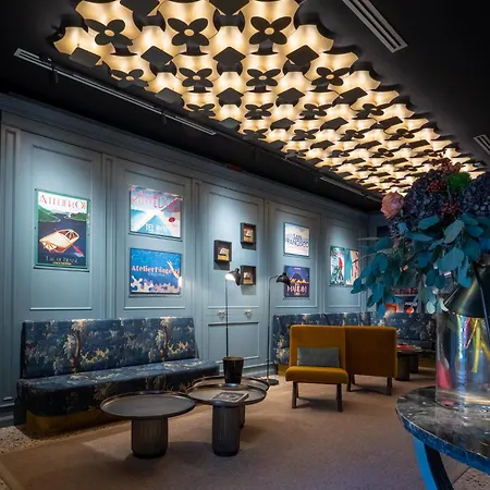Hotel The Glam Boutique & 4*