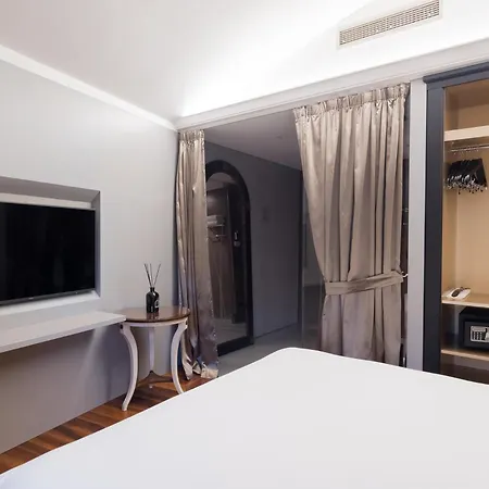 Hotel The Glam Boutique &