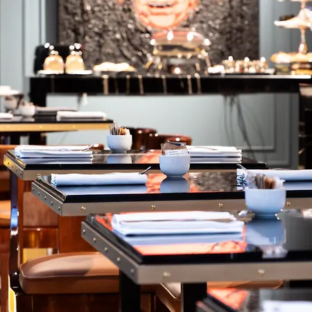 Hotel The Glam Boutique & 4*