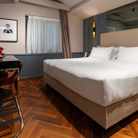 The Glam Boutique & 4* Vicenza