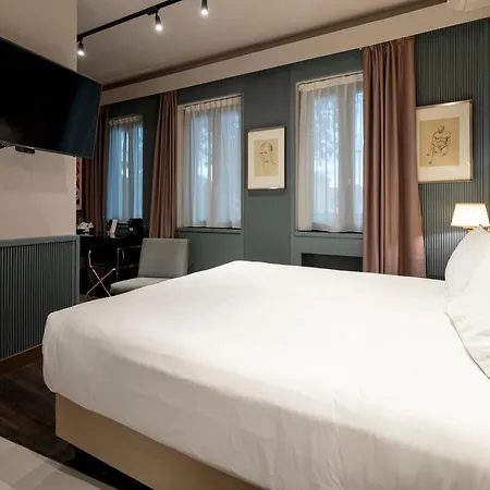 The Glam Boutique & Vicenza