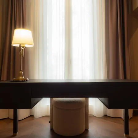 The Glam Boutique & Hotel