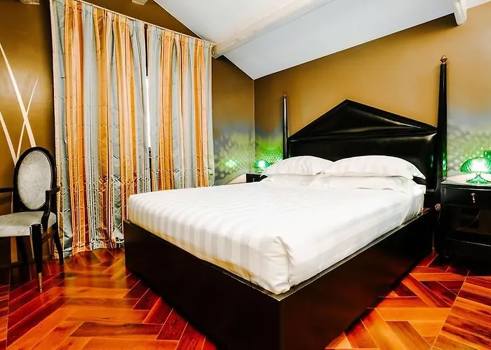 The Glam Boutique & 4* Виченца