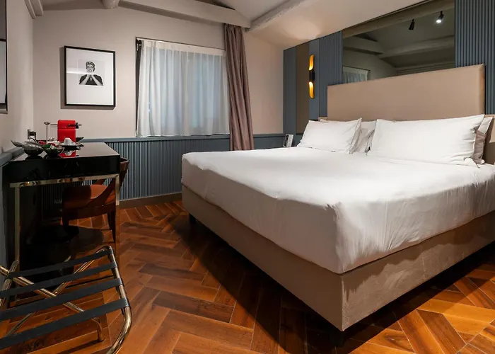 The Glam Boutique & 4* Виченца