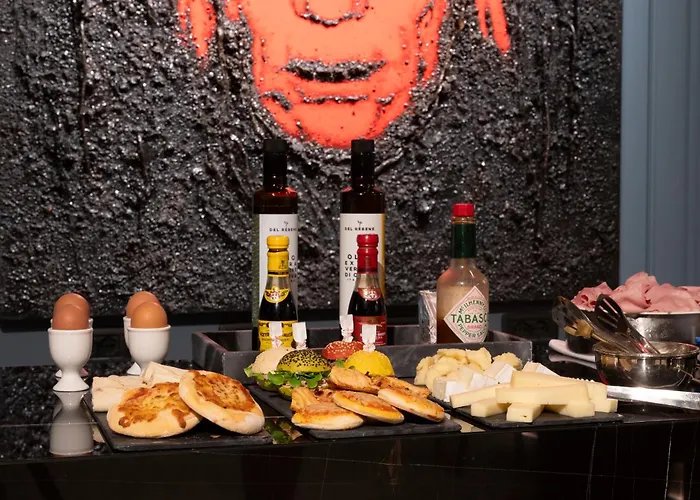 Отель The Glam Boutique &