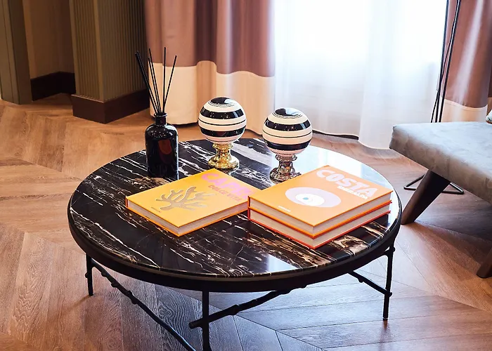 Отель The Glam Boutique & 4*