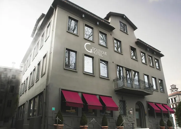 The Glam Boutique & Отель